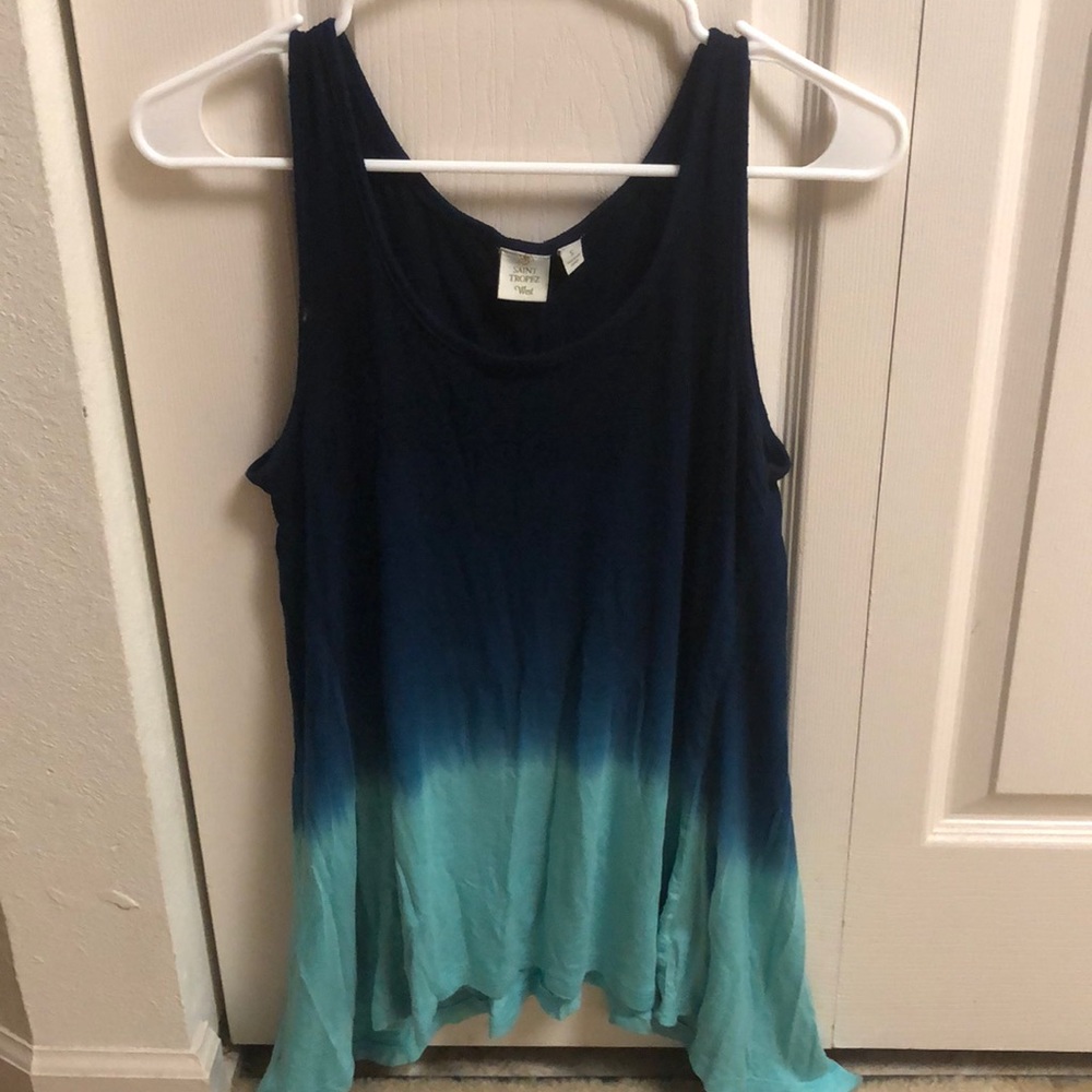 Flowy ombré blue tank